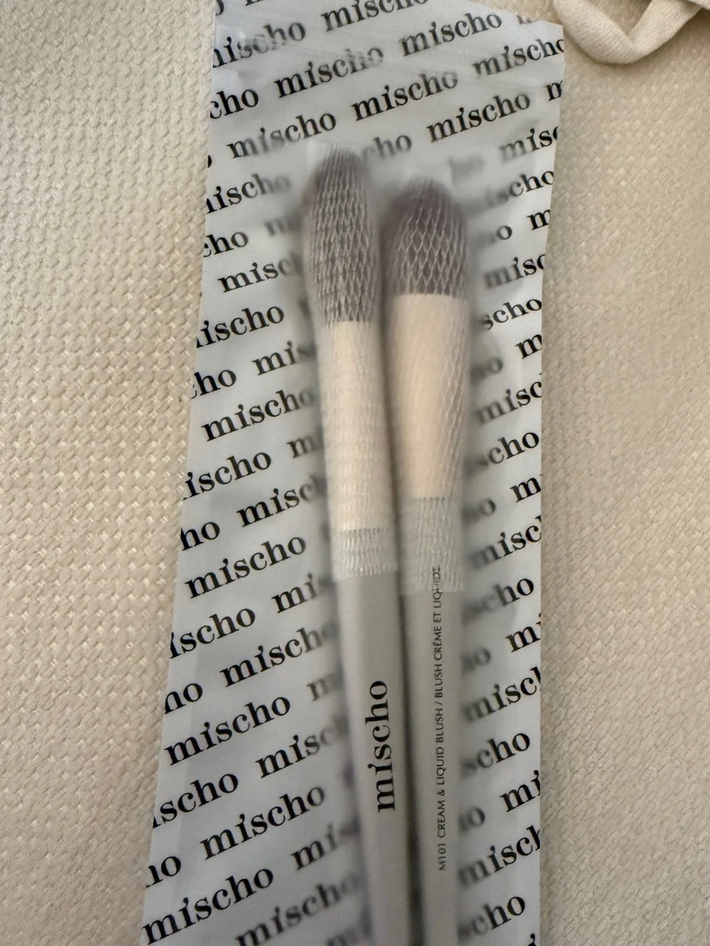 New Mischo Dual Makeup Brushes brush set  - Gray & Cream